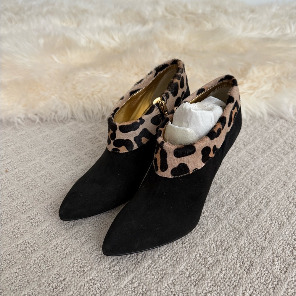 Brand new Guess Women’s high heel boots